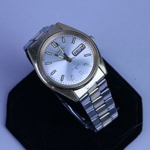Seiko Vintage 5 Automatic Men Watch Restored